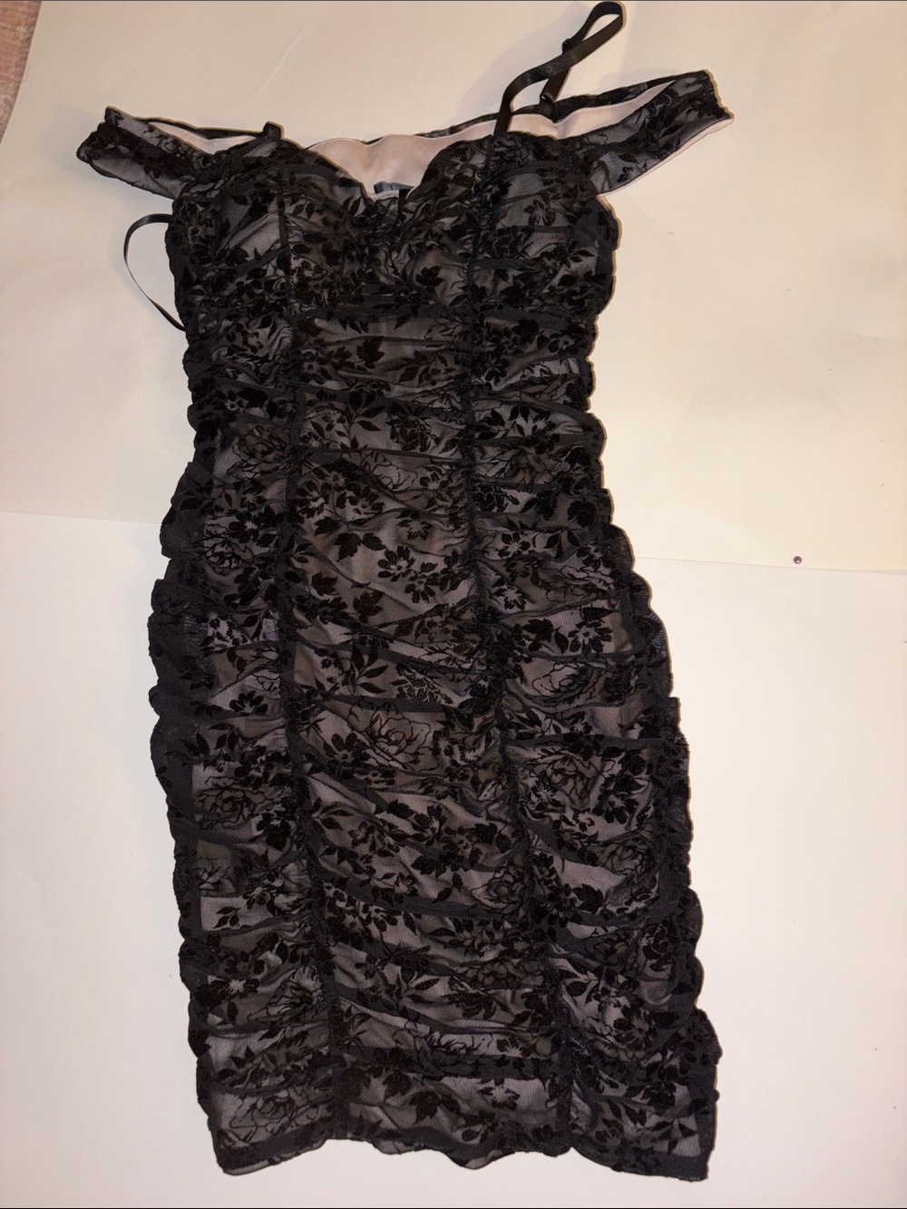 BCX Black Floral Lace Ruched Bodycon Dress